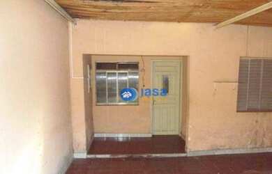 Imagem: O terreno possui 110m² de Área e está localizado em Vila