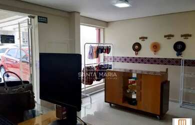 Imagem: O depósito possui 3 Vagas na garagem, 380m² de Área e está