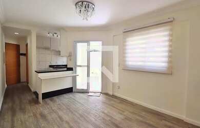 Imagem: O apartamento possui 2 Dormitórios, 2 Banheiros, 2 Vagas na