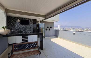 Imagem: O apartamento na cobertura possui 4 Dormitórios, 3 Banheiros