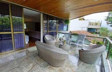 Imagem: O apartamento possui 3 Dormitórios, 3 Banheiros, 3 Vagas na