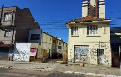 Imagem: O terreno possui 720m² de Área e está localizado em Farroupilha