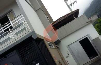 Imagem: O apartamento possui 5 Dormitórios, 1 Banheiro, 3 Vagas na