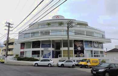 Imagem: O depósito possui 1 Vaga na garagem e 38m² de Área e está