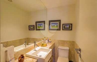 Imagem 9: Alto de Pinheiros. Piscina, Varanda, Área de serviçoe166m² de Área