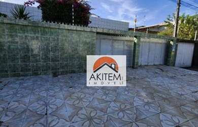 Imagem: A casa possui 5 Dormitórios, 2 Banheiros, 3 Vagas na garagem