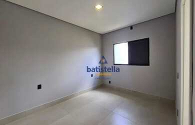 Imagem 14: Essa linda casa está prontinha pra ser o seu novo lar. 100 m² por R$...