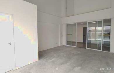 Imagem: O depósito possui 32m² de Área e está localizado em Centro