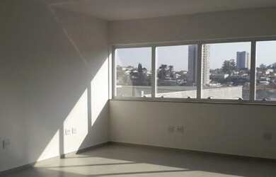 Imagem: O depósito possui 1 Vaga na garagem, 45m² de Área e está