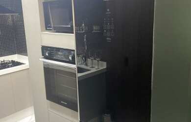 Imagem: O apartamento possui 2 Dormitórios, 2 Banheiros, 2 Vagas na