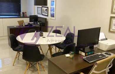 Imagem: O depósito possui 1 Vaga na garagem, 36m² de Área e está