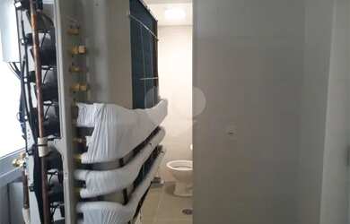 Imagem 16: Apartamento de frente totalmente reformado no Jardim Paulista