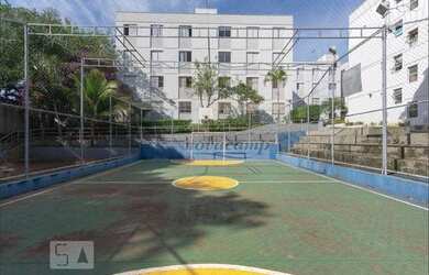 Imagem: O apartamento possui 2 Dormitórios, 1 Banheiro, 1 Vaga na garagem