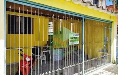 Imagem: A casa possui 3 Dormitórios, 1 Banheiro, 1 Vaga na garagem