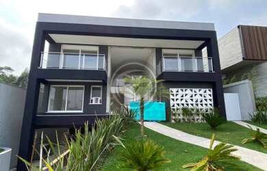 Imagem: A casa em condomínio possui 4 Dormitórios, 5 Banheiros, 4