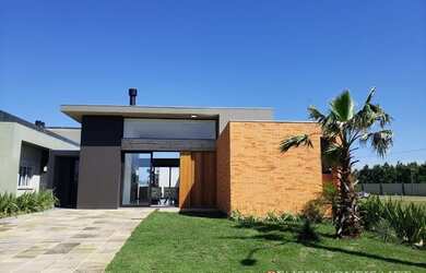 Imagem 1: XANGRI-Lá - Casa de Condomínio - Condominio Riviera Xangri La