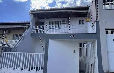 Imagem: A casa possui 4 Dormitórios, 4 Banheiros e 1 Vaga na garagem