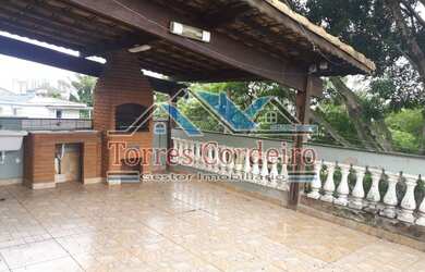 Imagem: A casa possui 3 Dormitórios, 3 Banheiros, 1 Vaga na garagem