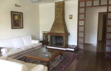 Imagem: A casa em condomínio possui 3 Dormitórios, 5 Banheiros, 5