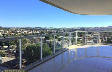 Imagem: O apartamento possui 3 Dormitórios, 2 Banheiros, 2 Vagas na