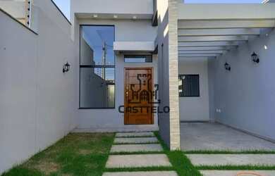 Imagem: A casa possui 3 Dormitórios, 2 Banheiros, 1 Vaga na garagem