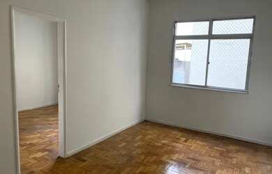 Imagem: O apartamento possui 2 Dormitórios, 1 Banheiro e 54m² de Área