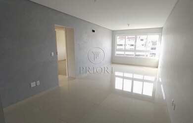 Imagem: O apartamento possui 2 Dormitórios, 2 Banheiros, 2 Vagas na