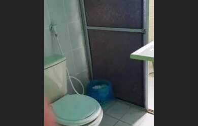 Imagem: A casa possui 3 Dormitórios, 2 Banheiros, 3 Vagas na garagem