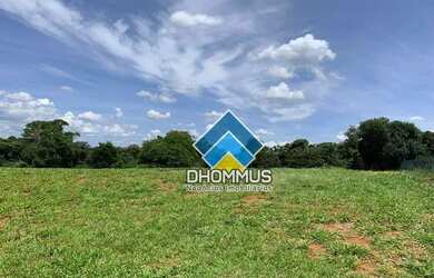 Imagem: O terreno possui 3.690m² de Área e está localizado em Jardim