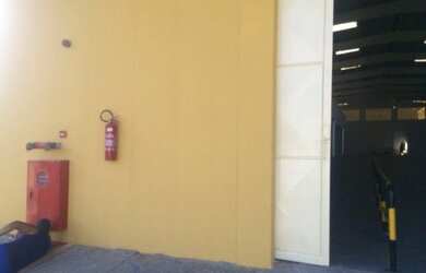 Imagem 2: Especializada em Galpões, Galpões em Condomínio de Alto Padrão , Analisamos Opções com Spr