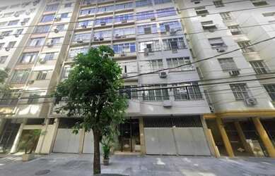 Imagem: O apartamento possui 4 Dormitórios, 2 Banheiros, 1 Vaga na