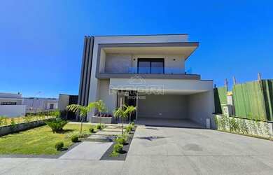 Imagem: A casa em condomínio possui 3 Dormitórios, 5 Banheiros, 4