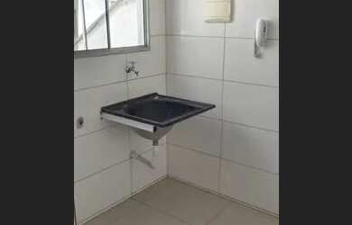 Imagem 4: Aluga se. 1 Vaga na garageme2 Dormitórios