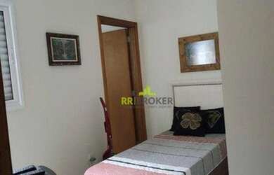 Imagem: A casa possui 3 Dormitórios, 5 Banheiros, 4 Vagas na garagem