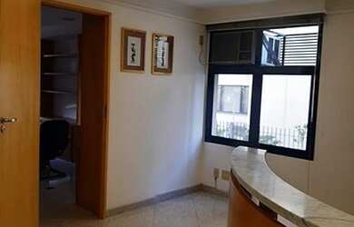 Imagem: O depósito possui 1 Vaga na garagem e 41m² de Área e está