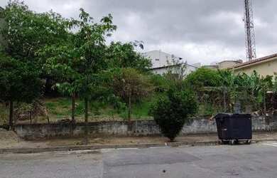 Imagem: O terreno possui 600m² de Área e está localizado em Vila