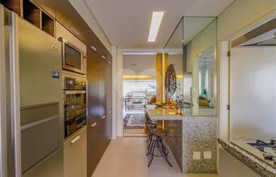 Imagem 11: Alto de Pinheiros. Piscina, Varanda, Área de serviçoe166m² de Área