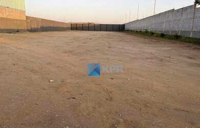 Imagem: O terreno possui 2200m² de Área e está localizado em Bairro