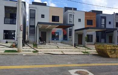 Imagem: A casa em condomínio possui 3 Dormitórios, 2 Banheiros, 2