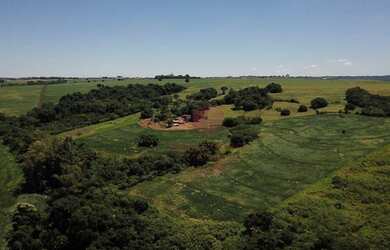 Imagem: A fazenda possui 387.200m² de Área e está localizado em