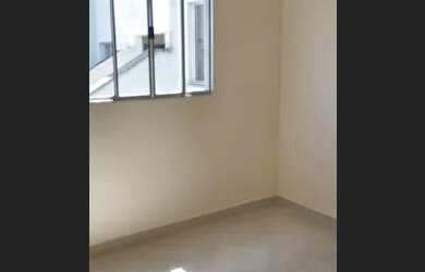 Imagem 5: Aluga se. 1 Vaga na garageme2 Dormitórios