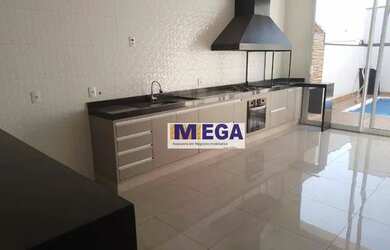 Imagem: A casa em condomínio possui 3 Dormitórios, 3 Banheiros, 4