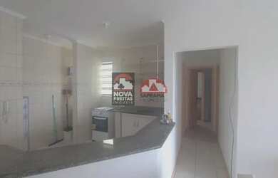 Imagem: O apartamento possui 2 Dormitórios, 1 Banheiro, 2 Vagas na