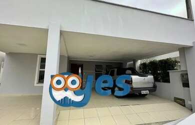 Imagem: A casa em condomínio possui 3 Dormitórios, 2 Banheiros, 2