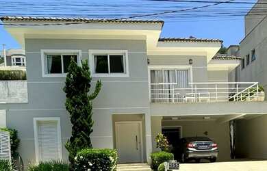 Imagem: A casa em condomínio possui 3 Dormitórios, 5 Banheiros, 4