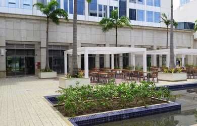 Imagem: O depósito possui 3 Vagas na garagem, 100m² de Área e está