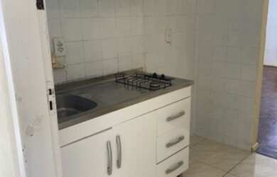 Imagem: A kitnet possui 1 Banheiro, 35m² de Área e está localizado