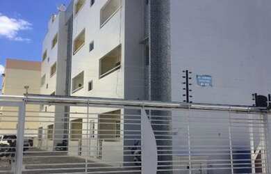 Imagem: O apartamento possui 2 Dormitórios, 1 Vaga na garagem e Varanda