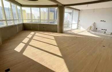 Imagem: O apartamento possui 4 Dormitórios, 5 Banheiros, 4 Vagas na