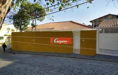 Imagem: A casa possui 3 Dormitórios, 3 Banheiros, 2 Vagas na garagem